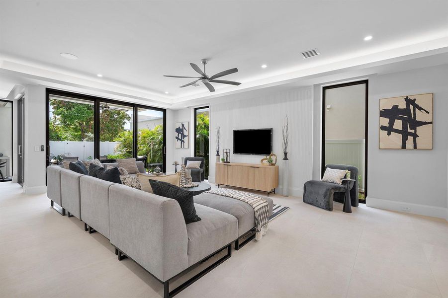 007-725Southeast4thAvenue-DelrayBeach-FL 007-725Southeast4thAvenue-DelrayBeach-FL