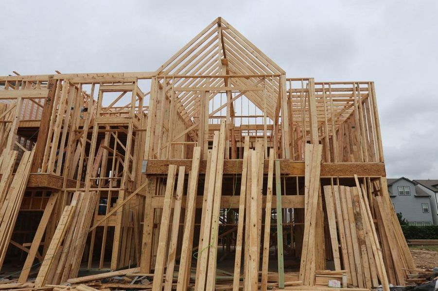 Let us show you how our advanced framing techniques have stood the test of time and allow more insulation for a quieter and more energy efficient home.