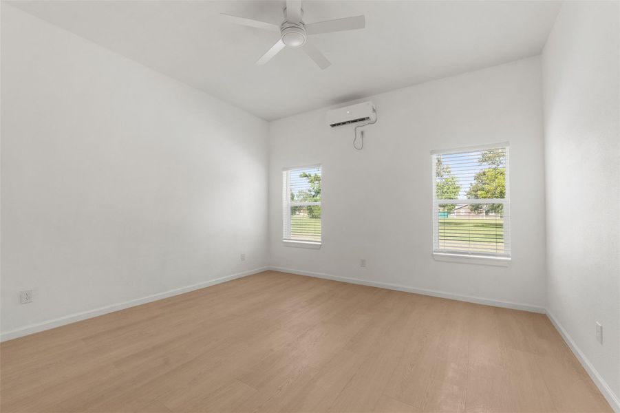 Spacious, unfurnished interior of a new home in , Point Blank (Image 15).
