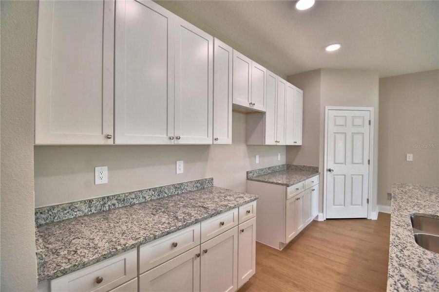 Furnished interior view inside a new home in , Winter Haven (Image 8).