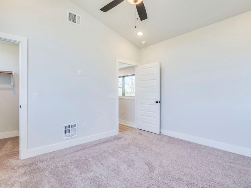 Upstairs' bedroom #2