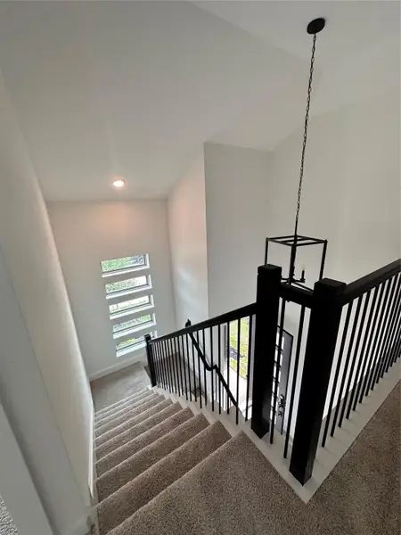 Spacious, unfurnished interior of a new home in Meridiana 40', 65', Iowa Colony (Image 8).