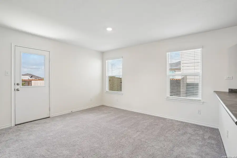 Spacious, unfurnished interior of a new home in Medina Crossing, Von Ormy (Image 25).