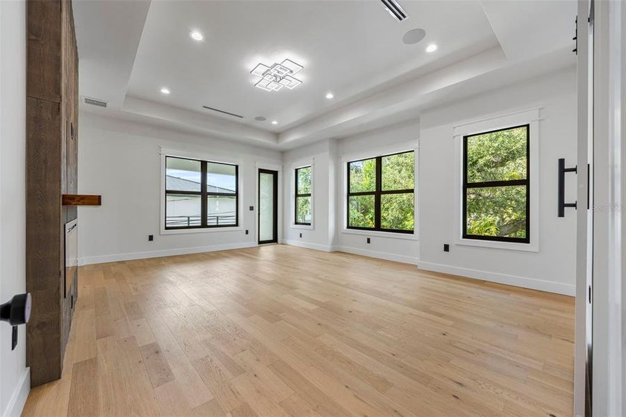 Spacious, unfurnished interior of a new home in , Tampa (Image 72). Spacious, unfurnished interior of a new home in , Tampa (Image 72).