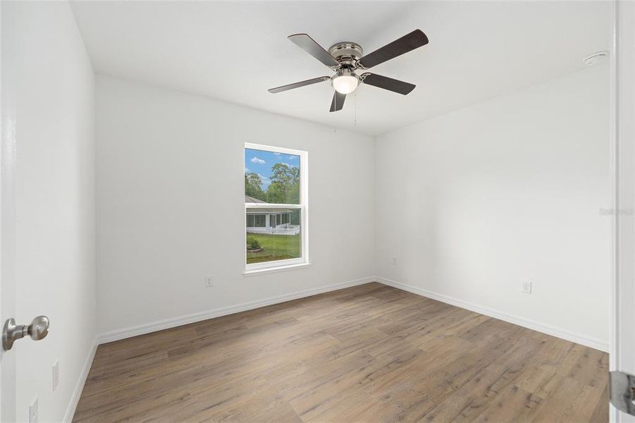 Spacious, unfurnished interior of a new home in , Dunnellon (Image 40).