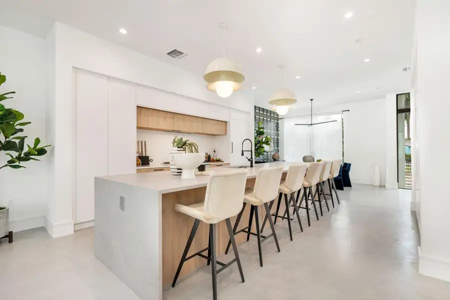 Furnished interior view inside a new home in , West Palm Beach (Image 7).