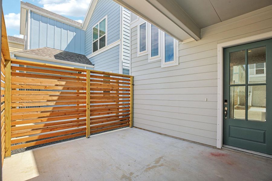 Image 41 of a home in Kemah Crossing - Luxe Series. Image 41 of a home in Kemah Crossing - Luxe Series.