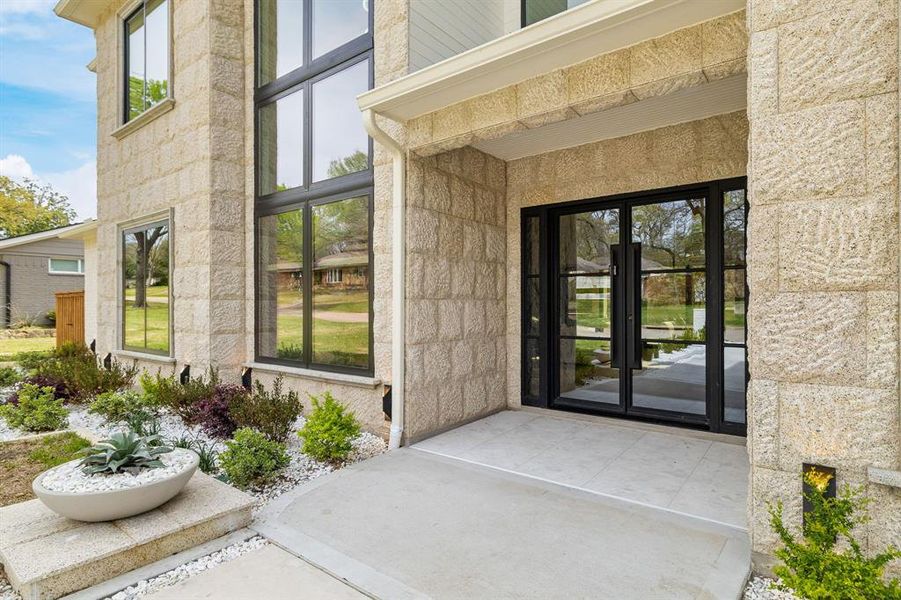 Exterior details and patio area of a home in , Dallas (Image 21).