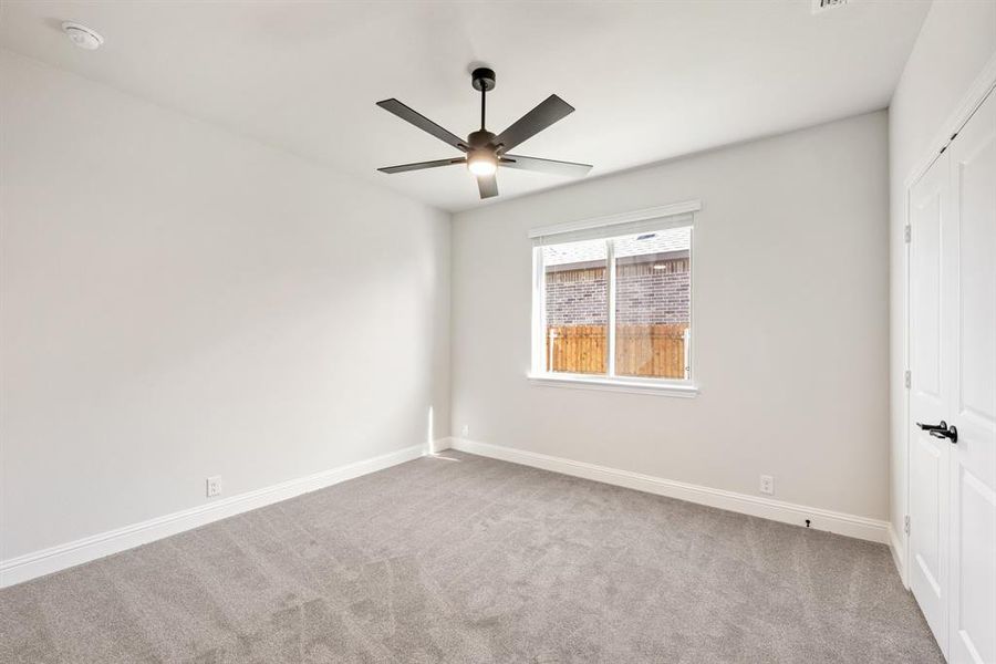 Spacious, unfurnished interior of a new home in Villages of Walnut Grove, Midlothian (Image 11).