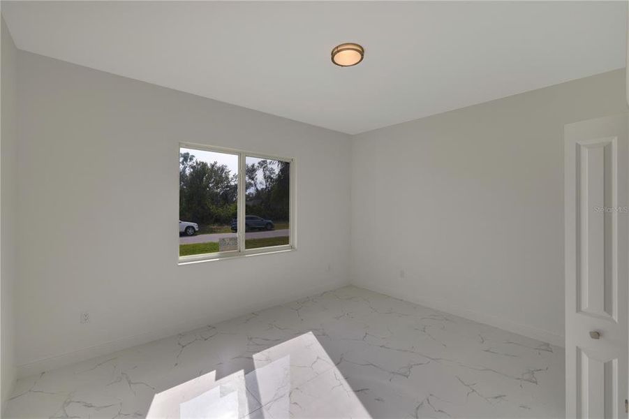Spacious, unfurnished interior of a new home in , Rotonda West (Image 28).