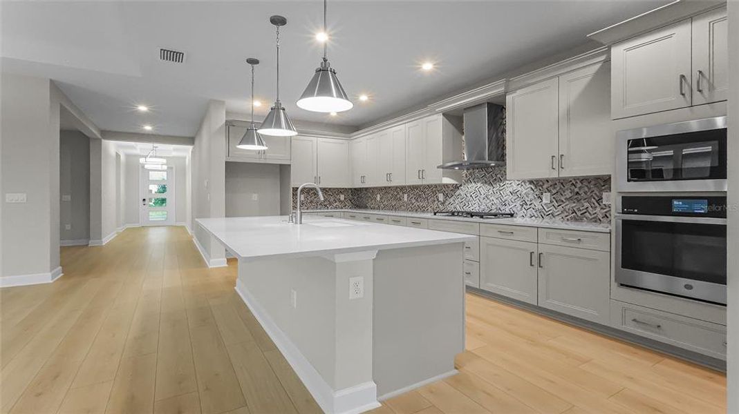 Furnished interior view inside a new home in Cresswind at Lake Harris, Tavares (Image 6). Furnished interior view inside a new home in Cresswind at Lake Harris, Tavares (Image 6).