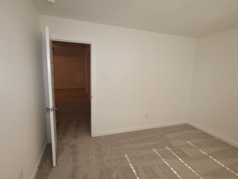 Spacious, unfurnished interior of a new home in Summerview, Fulshear (Image 7).