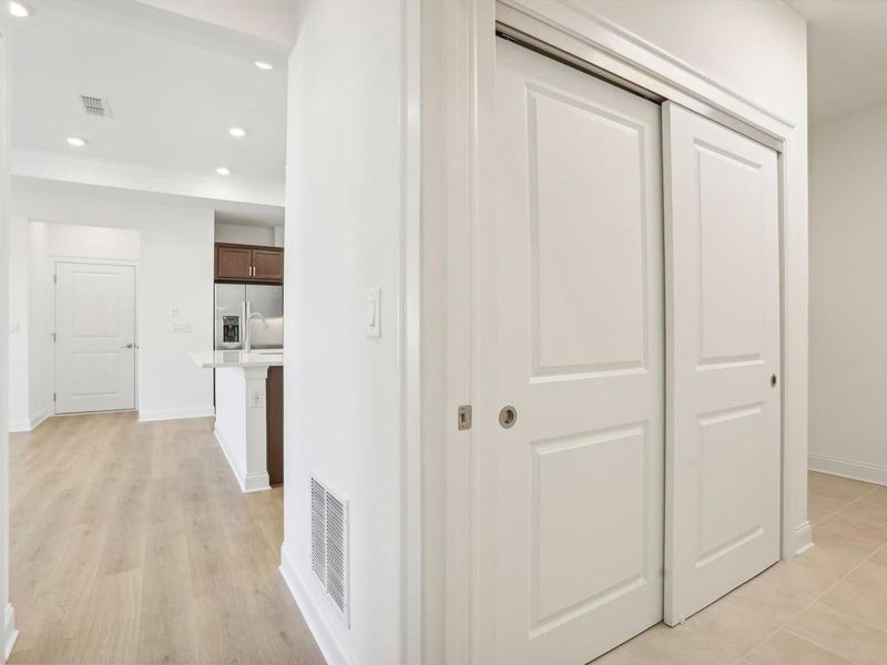 Spacious, unfurnished interior of a new home in , Holly Springs (Image 37).