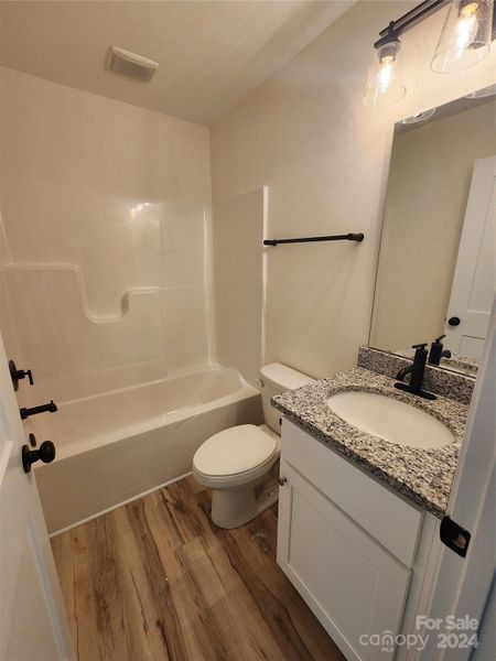 Full Guest Bathroom