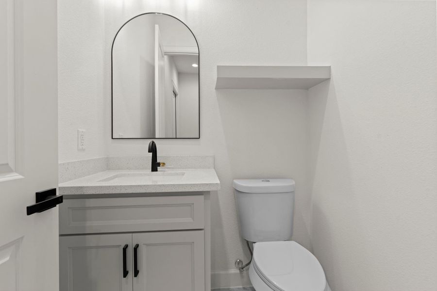 Image 33 of a home in .