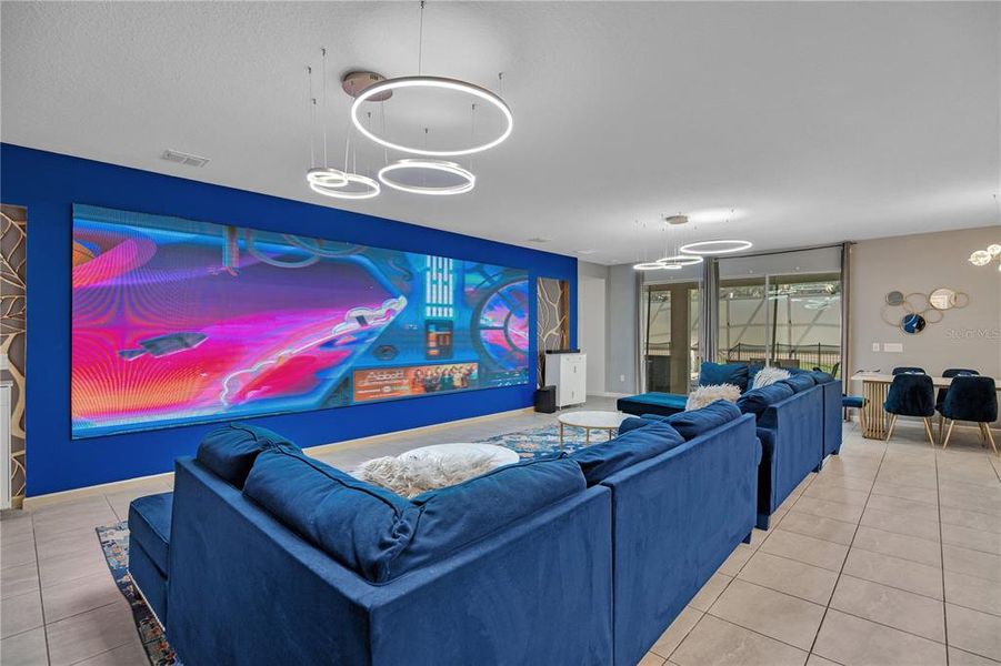 Furnished interior view inside a new home in , Kissimmee (Image 10).