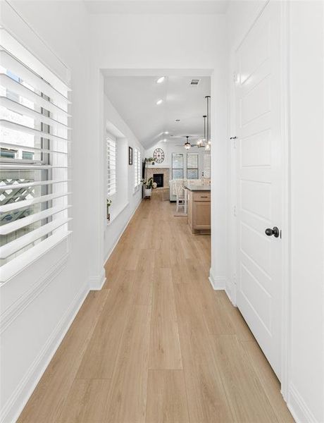 Spacious, unfurnished interior of a new home in , Northlake (Image 20).