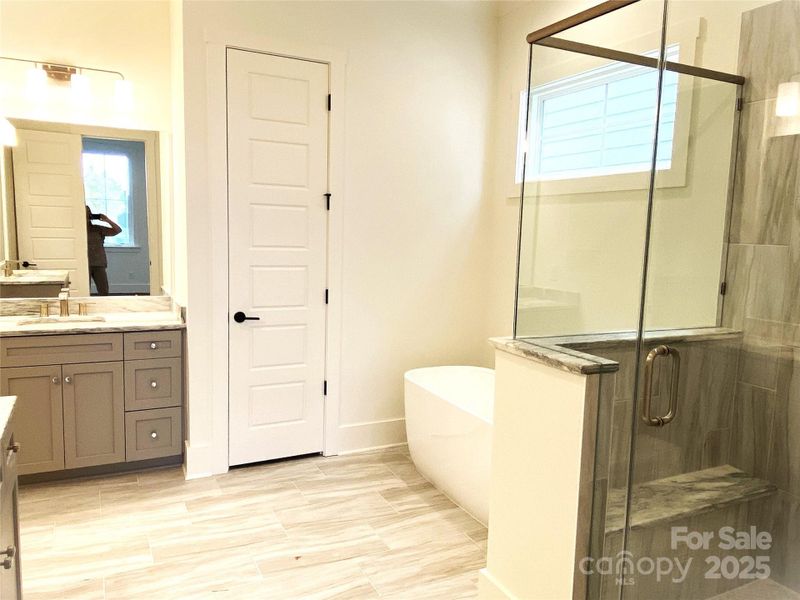 Furnished interior view inside a new home in , Davidson (Image 6).