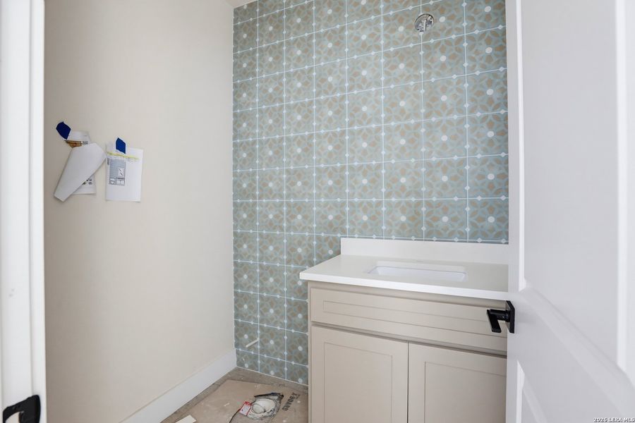 Image 30 of a home in .