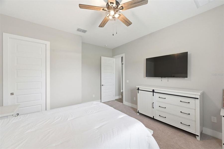 Furnished interior view inside a new home in , Dade City (Image 66). Furnished interior view inside a new home in , Dade City (Image 66).