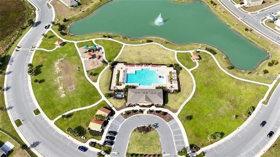 Community amenities in , Davenport (Image 25).