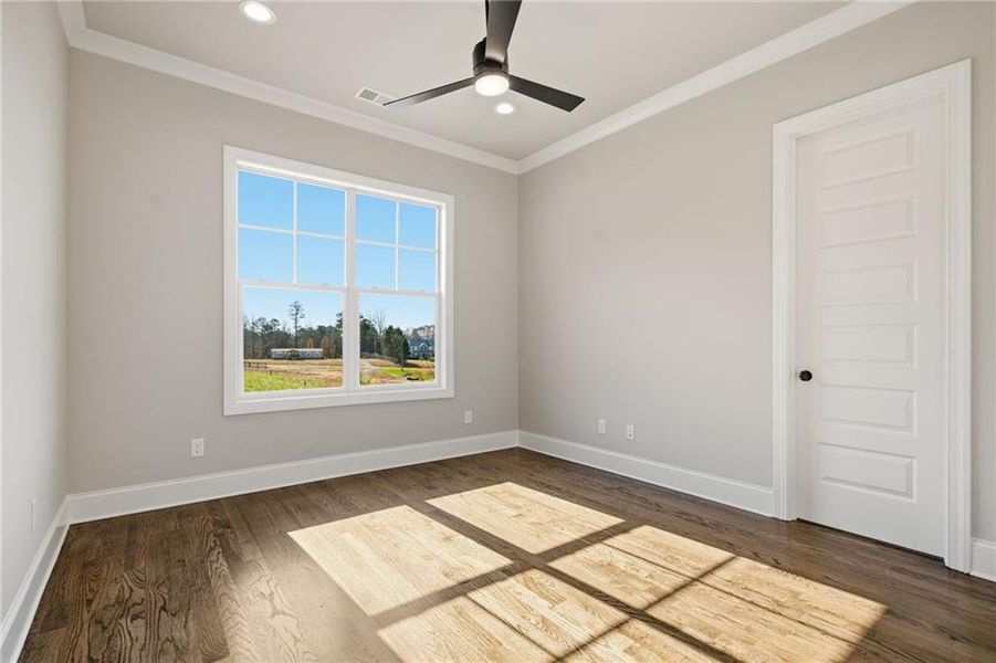 Spacious, unfurnished interior of a new home in , Gainesville (Image 75).