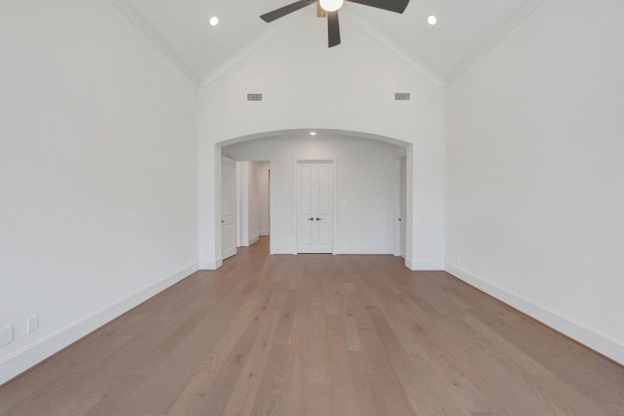 Spacious, unfurnished interior of a new home in , Montgomery (Image 21).