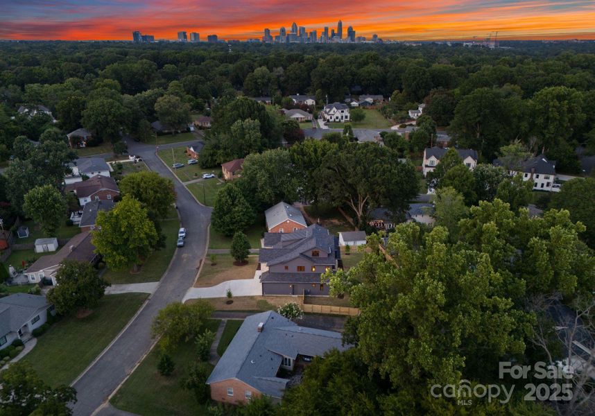 Live Your Best Life in The Queen City! Live Your Best Life in The Queen City!