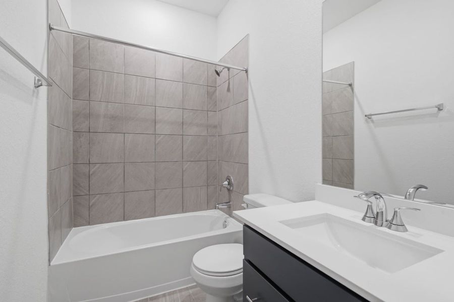 Furnished interior view inside a new home in Glendale Lakes North, Arcola (Image 9).