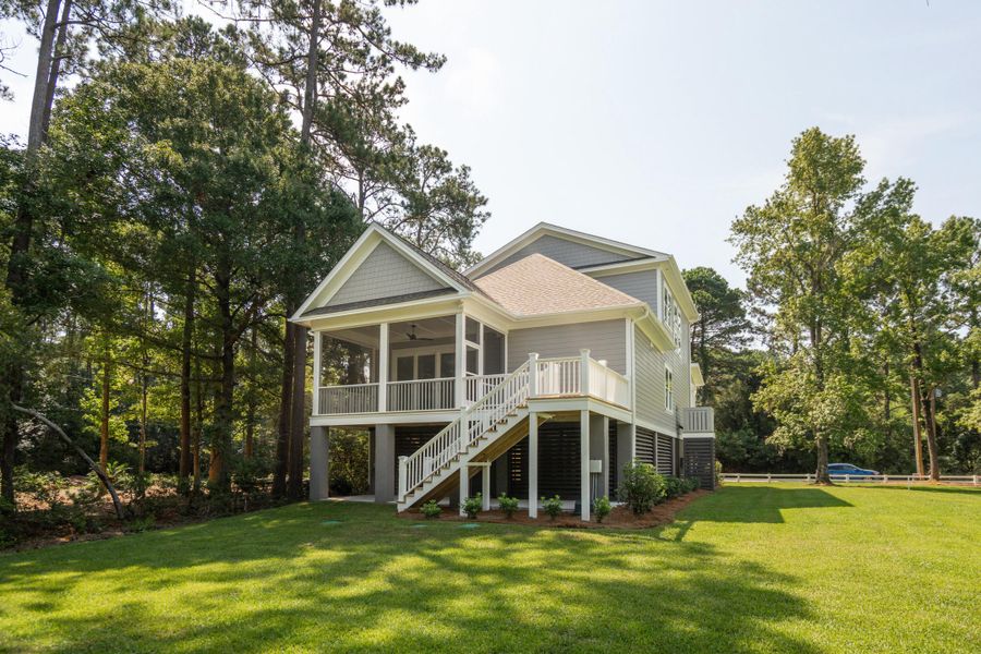 Exterior details and patio area of a home in , Johns Island (Image 3).