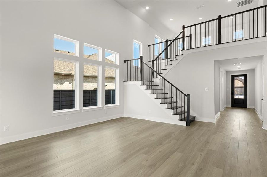 Spacious, unfurnished interior of a new home in Discovery Collection at Union Park, Little Elm (Image 19).