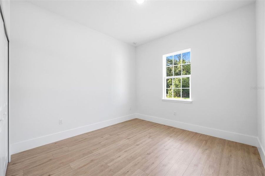 Spacious, unfurnished interior of a new home in , Ocala (Image 32).