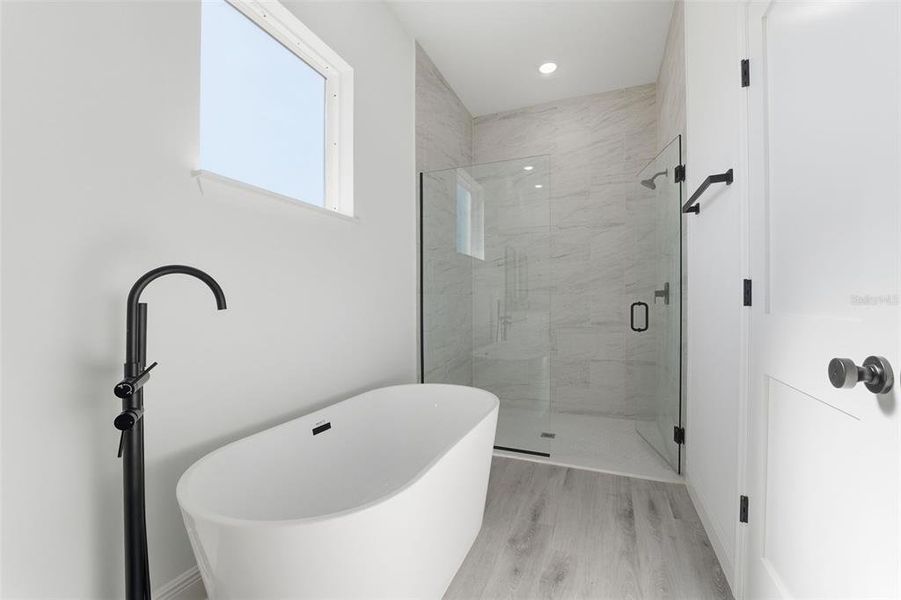 Furnished interior view inside a new home in , Ocala (Image 9).