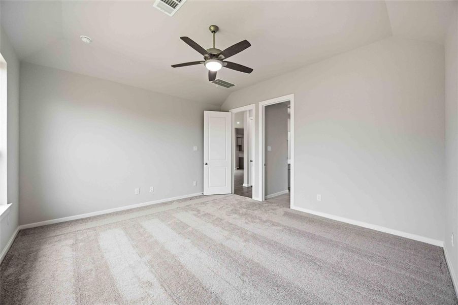 Spacious, unfurnished interior of a new home in Lago Mar  50'  &  55', Texas City (Image 23).