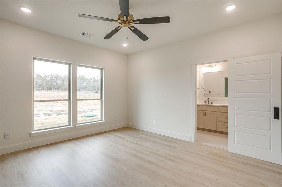 Spacious, unfurnished interior of a new home in , Millsap (Image 25). Spacious, unfurnished interior of a new home in , Millsap (Image 25).