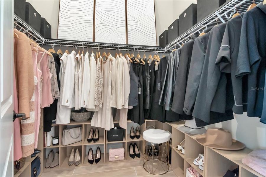 Close-up of interior finishes inside a home in , Wesley Chapel (Image 21).