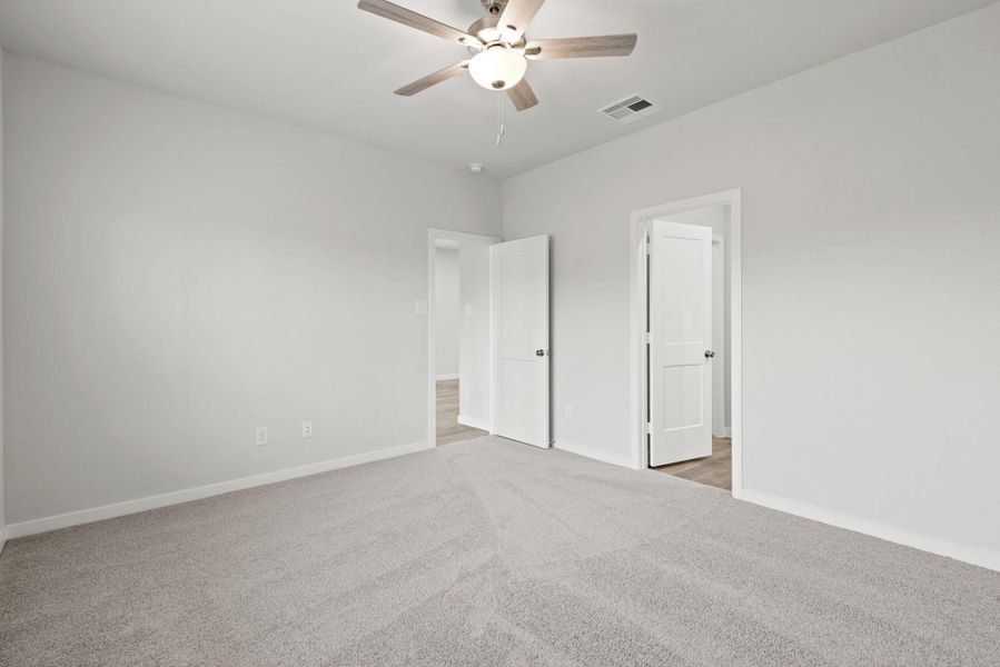 Spacious, unfurnished interior of a new home in Barrett Crossing, Crosby (Image 12).