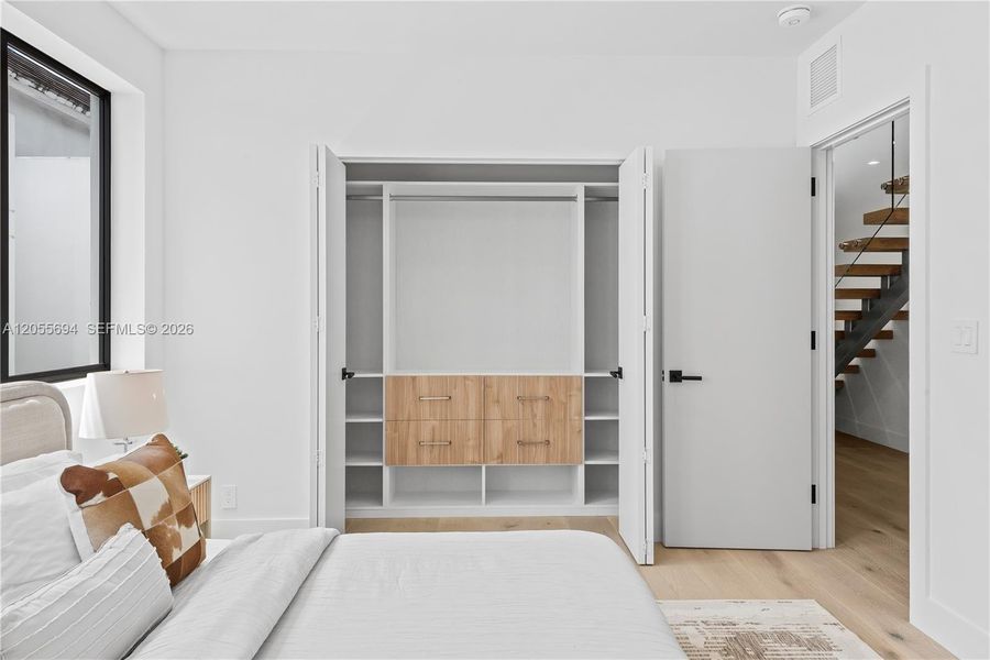 Furnished interior view inside a new home in , Fort Lauderdale (Image 68).