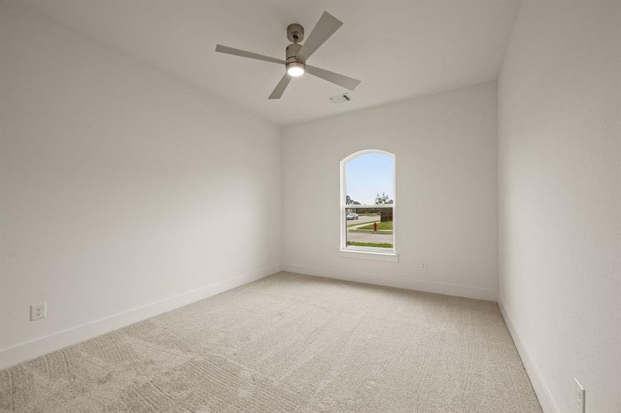 Spacious, unfurnished interior of a new home in LeTara, Haslet (Image 25).