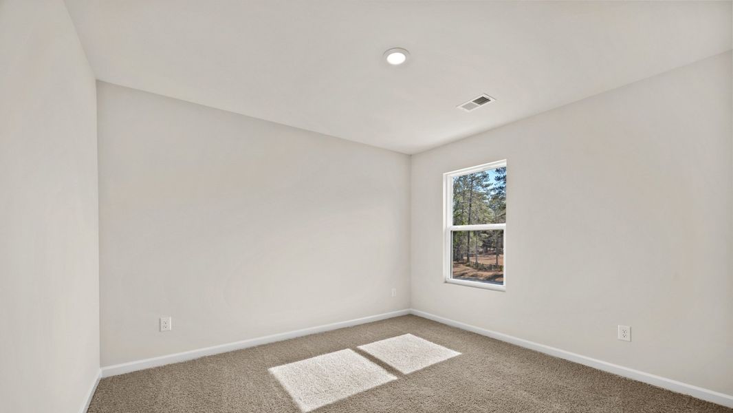 Spacious, unfurnished interior of a new home in Poplar Preserve, Newnan (Image 22).