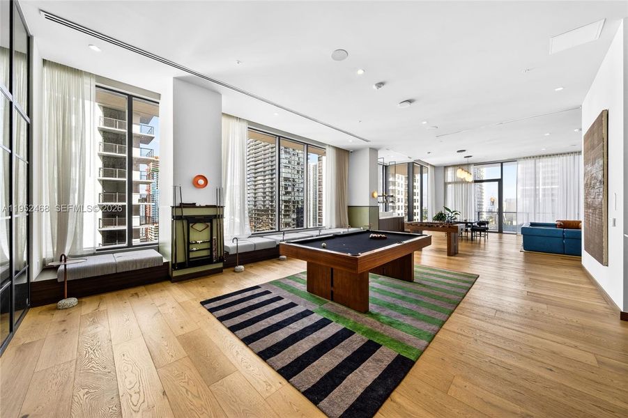 Community amenities in , Miami (Image 24).