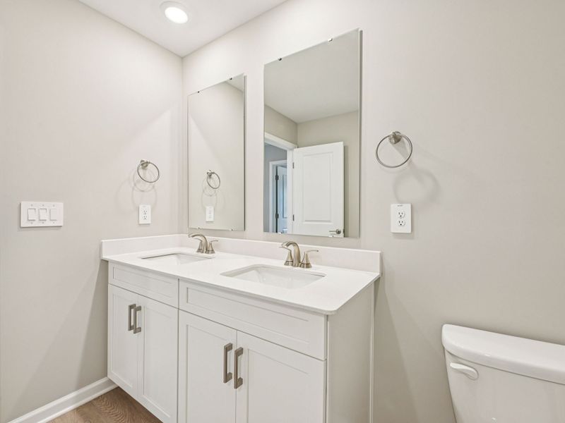 Furnished interior view inside a new home in Watkins Glen, Raleigh (Image 8). Furnished interior view inside a new home in Watkins Glen, Raleigh (Image 8).