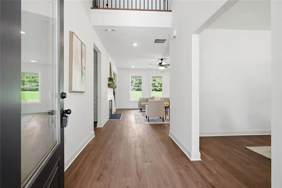 Spacious, unfurnished interior of a new home in , Mansfield (Image 18).