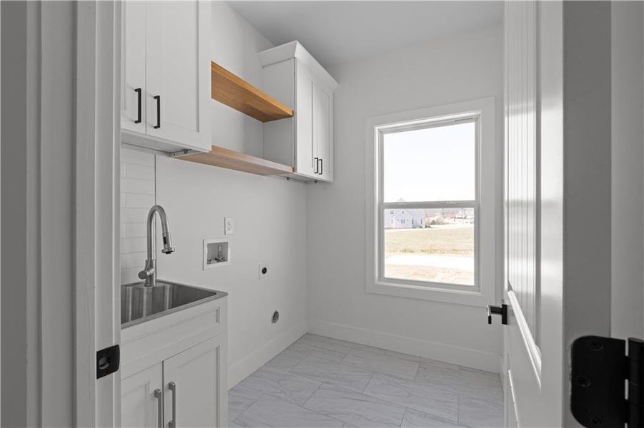 Furnished interior view inside a new home in , Social Circle (Image 41).