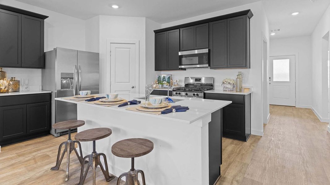Furnished interior view inside a new home in Evergreen, Rosenberg (Image 9).