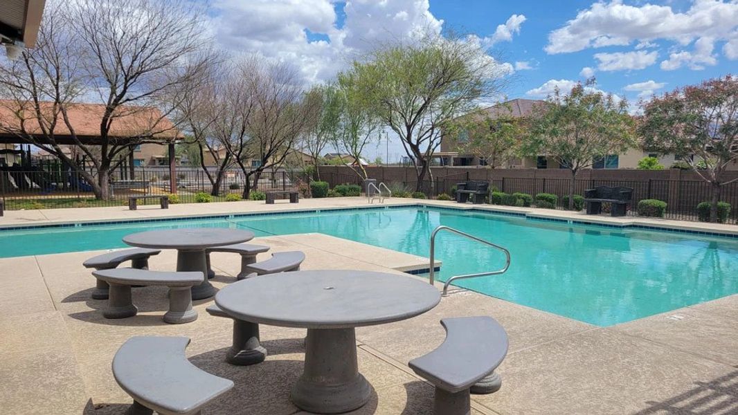 Community amenities in North Copper Canyon, Surprise (Image 6).