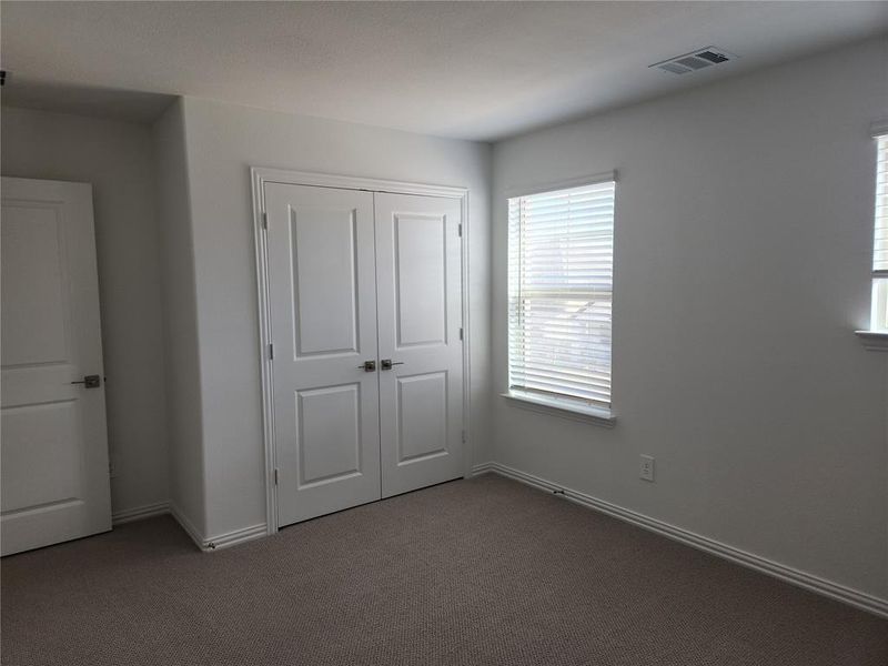 Spacious, unfurnished interior of a new home in Ashford Park - Texana Series, Corinth (Image 27).