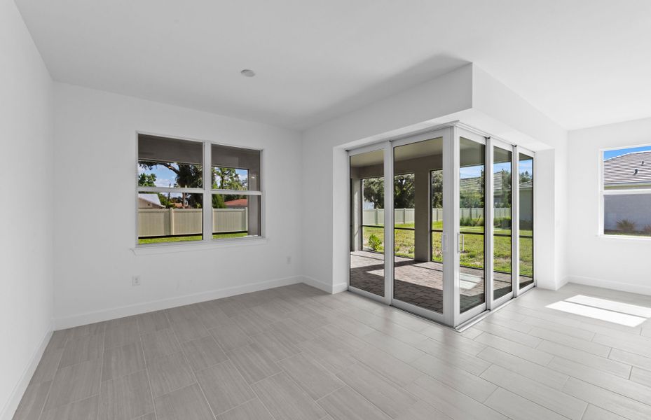 Spacious, unfurnished interior of a new home in Legacy Groves, Nokomis (Image 14).