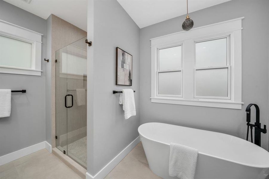 Furnished interior view inside a new home in , Dallas (Image 36). Furnished interior view inside a new home in , Dallas (Image 36).