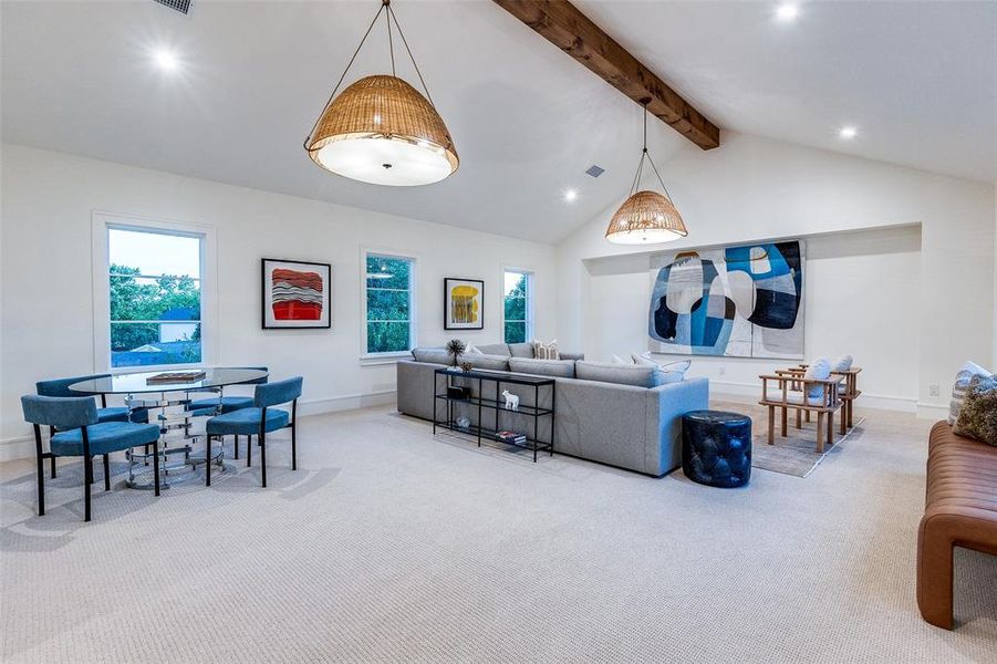 Furnished interior view inside a new home in , Dallas (Image 22). Furnished interior view inside a new home in , Dallas (Image 22).